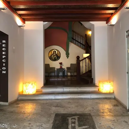 Convento Del Giraldo Отель Куэнка